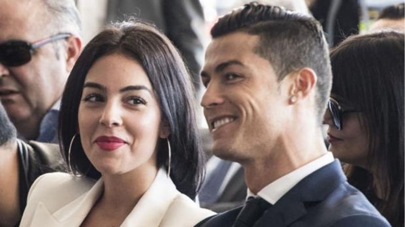 En la cama y con ropa interior: la foto de la novia de Cristiano Ronaldo que encendió las redes