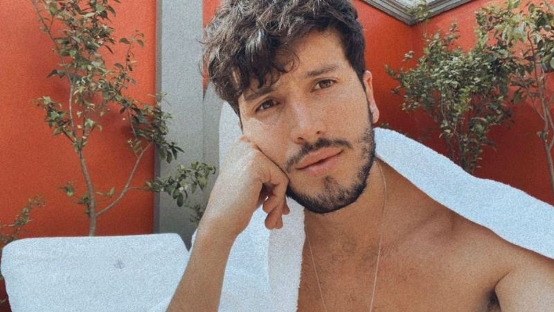 ¿Nueva tendencia? Sebastián Yatra cambió rotundamente de look y sus fans no parecen contentos