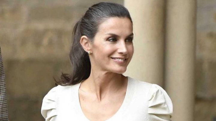 Lindísimo: el abrigo de la reina Letizia que vas a querer incorporar a tu armario