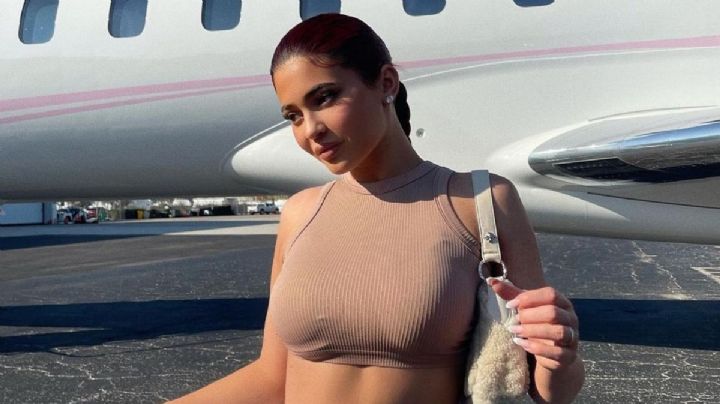 ¿Era su talla? Kylie Jenner encendió las redes con un micro bikini que apenas tapa lo que debe