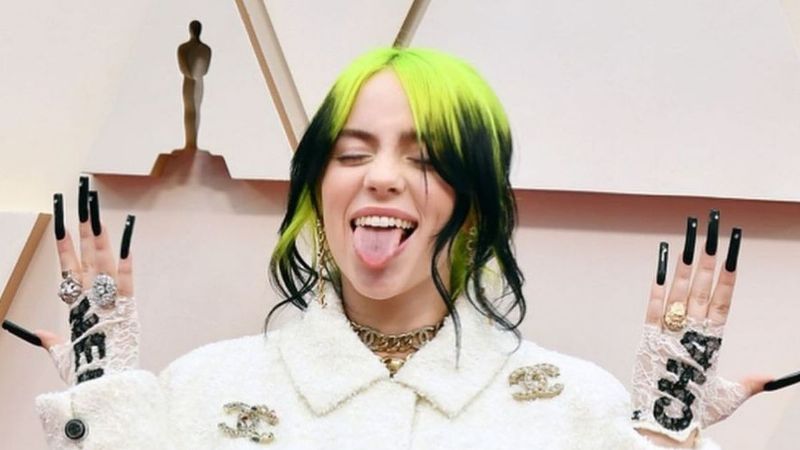 "Amo los senos": la publicación de Billie Eilish que le costó 100 mil seguidores