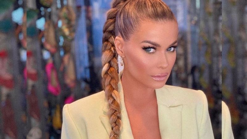 Sin ropa interior: Carmen Electra lo apuesta todo y deja poco a la imaginación