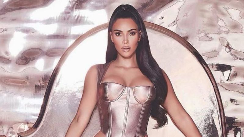 Parece otra: la FOTO de Kim Kardashian en su adolescencia que sorprendió a todos