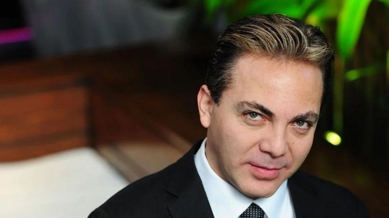 ¿Se agrandó la familia? Cristian Castro estaría esperando su cuarto hijo