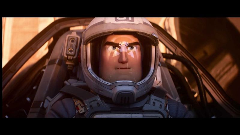 El primer tráiler de Disney de 'Lightyear', una historia del origen de Buzz Lightyear, se ve increíble