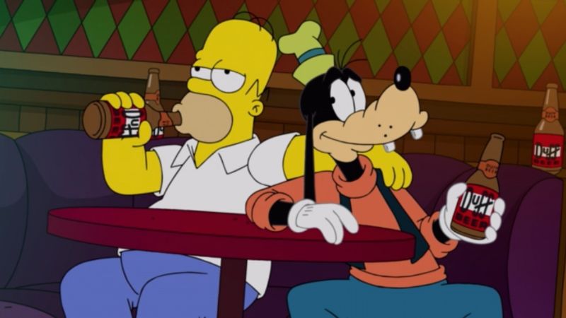 'Los Simpson' convenció a Disney para que dejara que Goofy y Homero bebieran una cerveza