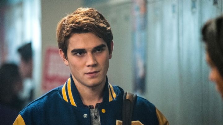 El creador de Riverdale aborda si Archie está realmente muerto