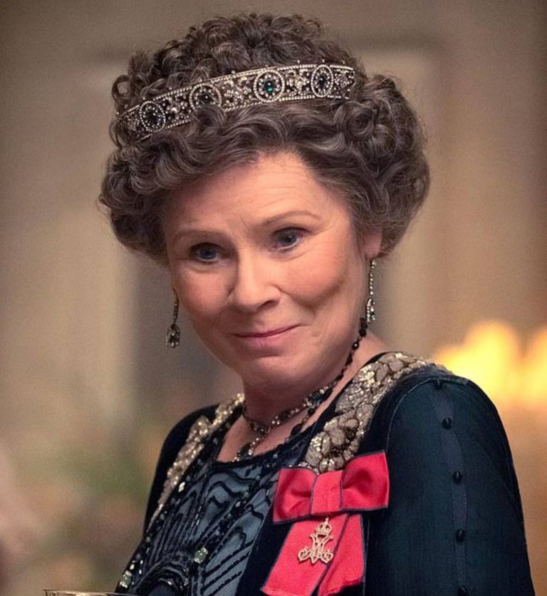 Imelda Staunton reemplazará a la increíble Olivia Colman como la gran Reina Isabel II