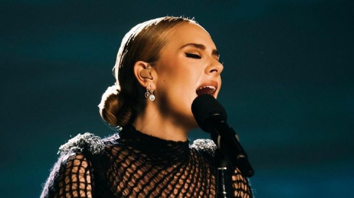 El nuevo récord de Adele, el disco '30' se convierte en el álbum más vendido de 2021 y supera a Taylor Swift