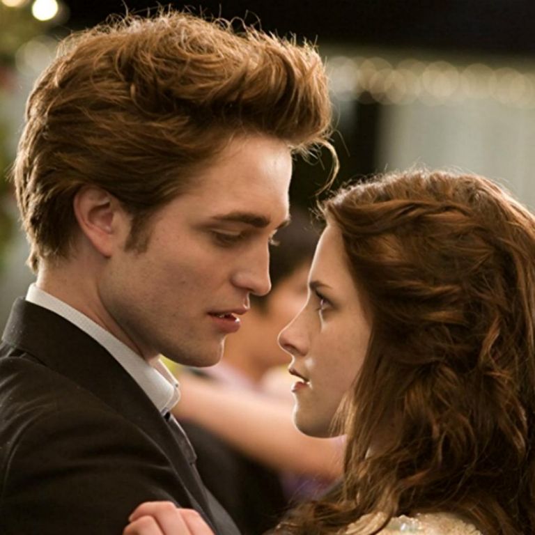 Robert Pattinson y Kristen Stewart en Crepúsculo