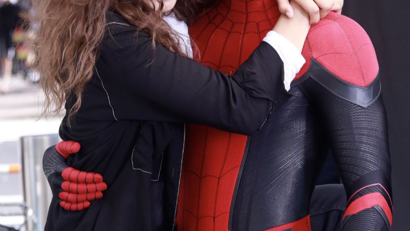 ¡Se le escapó un pedo! Tom Holland se disculpa con Zendaya por la hilarante escena de acrobacias de Spider Man