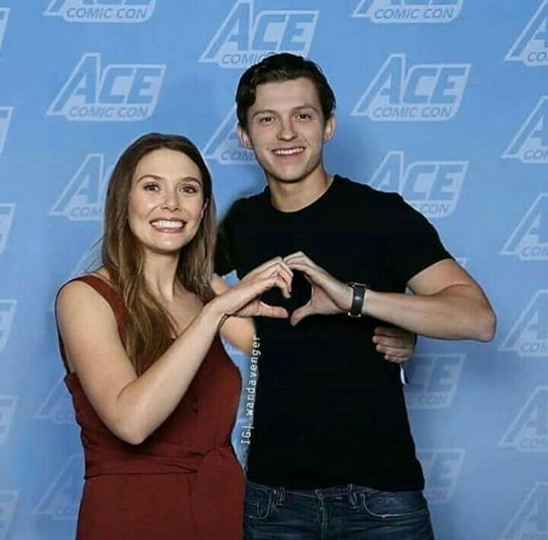 Tom Holland agradece a su compañera de Avengers: Endgame, la estrella Elizabeth Olsen, por ayudarlo a llegar a un lugar de auténtica seguridad en sí mismo.