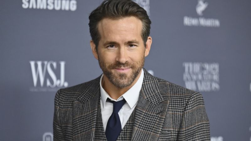 ¡Genial! Ryan Reynolds preguntó 'cómo está JLo' después de ser confundido con Ben Affleck