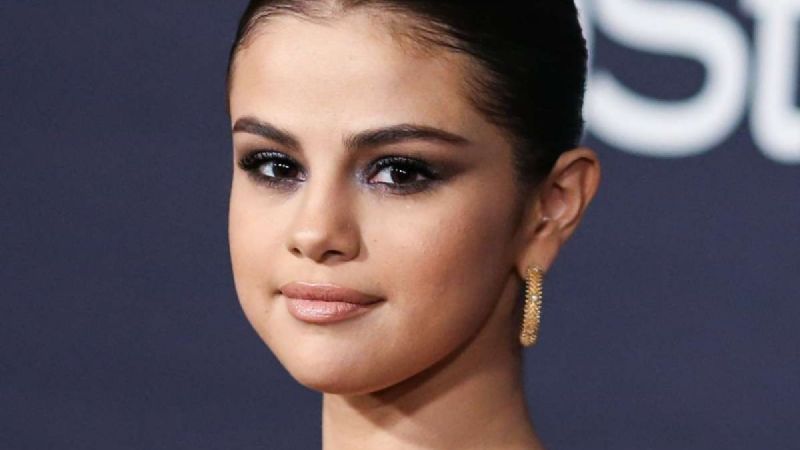 Selena Gomez se sintió 'atormentada' por Justin Bieber: 'Nadie quería dejarla ir'