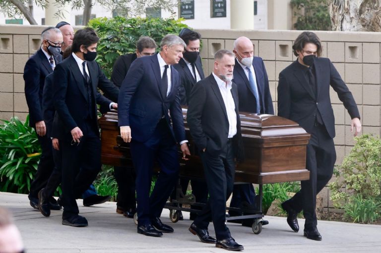 Funeral de Bob Saget/Page Six