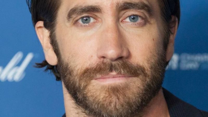 El primer encuentro de Jake Gyllenhaal con Brad Pitt fue francamente vergonzoso