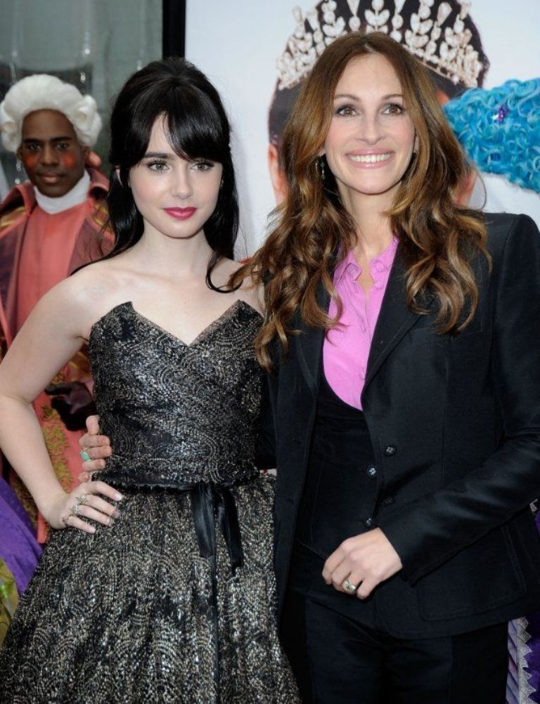 Lily Collins y Julia Roberts compartieron roles en 'Espejito, espejito'