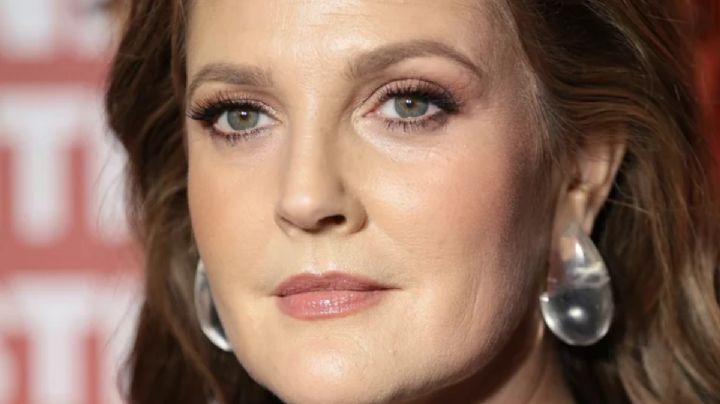 Drew Barrymore no está ocultando los desgarradores detalles de su divorcio