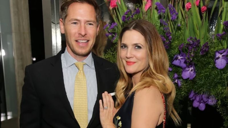 Drew Barrymore no está ocultando los desgarradores detalles de su divorcio