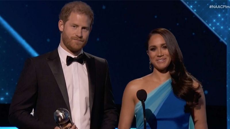 Meghan Markle honra a la princesa Diana en los NAACP Image Awards