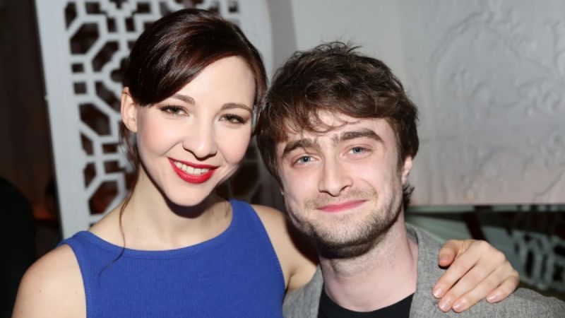 Daniel Radcliffe se entusiasma con su novia Erin Darke: "Ella es increíble"