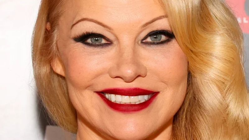 Cómo Pamela Anderson está recuperando el control de su vida