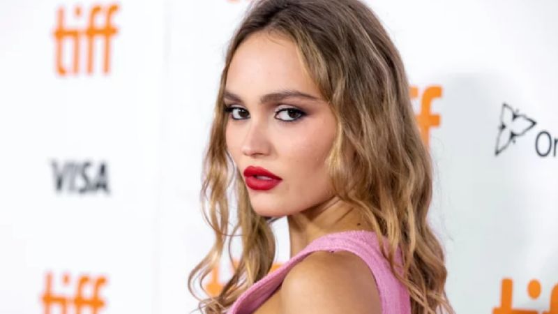 ¿Por qué Lily-Rose Depp se saltó la boda de Johnny Depp con Amber Heard?