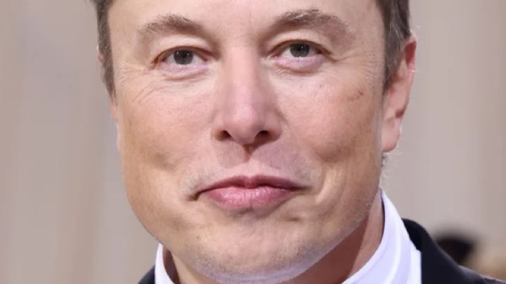 Elon Musk ofrece completar la adquisición de Twitter