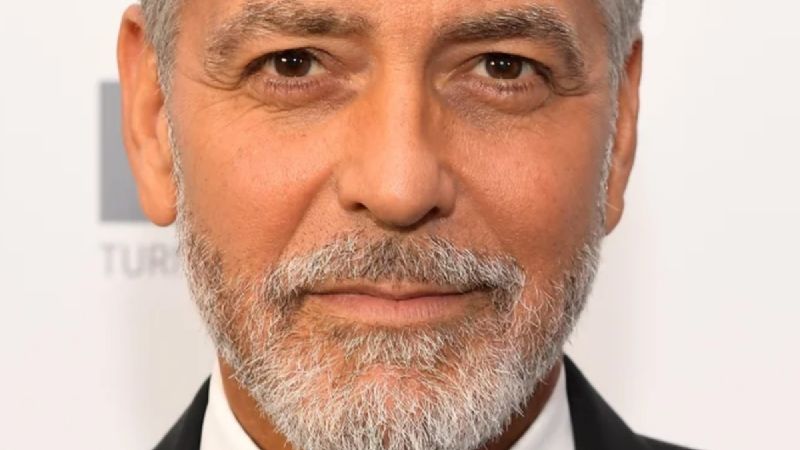 La condición médica con la que vive George Clooney debido a un accidente en el set