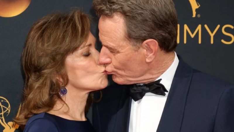 La extraña forma en que Bryan Cranston le propuso matrimonio a su esposa