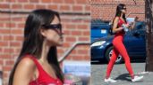 Eiza González luce su espectacular figura y eleva la temperatura en un ajustado body rojo