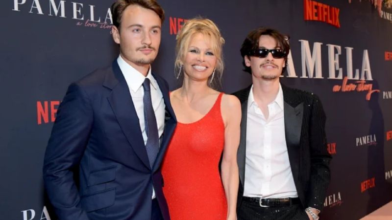 Pamela Anderson dijo que recibió una sórdida propuesta de Sylvester Stallone