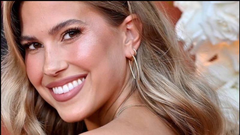 Kara Del Toro desafía la censura de Instagram con sexy conjunto de ropa interior