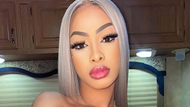 Yailín La Más Viral criticada sin piedad por maquillarse durante el parto de su hija con Anuel