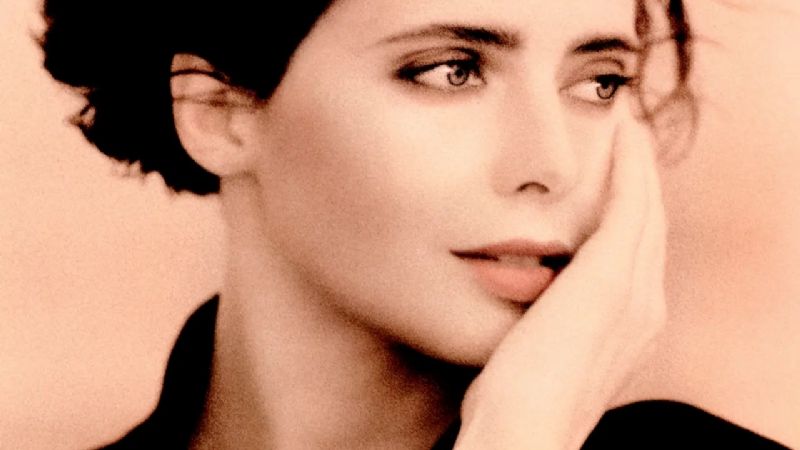 No te vas a creer cómo se ve Isabella Rossellini a los 70 y lo que dijo sobre envejecer