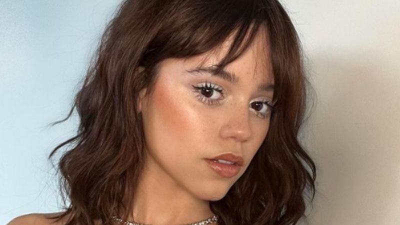 Jenna Ortega se robó todas las miradas con estas fotos inéditas de su paso por Saturday Night Live