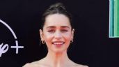 Emilia Clarke impone tendencia con el vestido perfecto para las bajas temperaturas