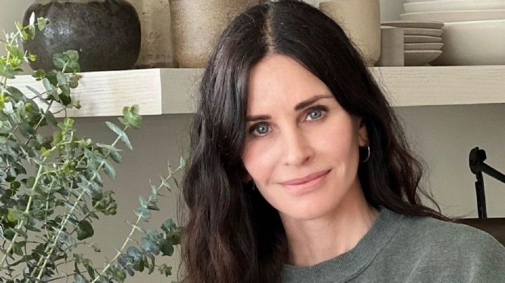 Te contamos cuál es la clave de Courteney Cox para lucir el vientre plano después de los 55