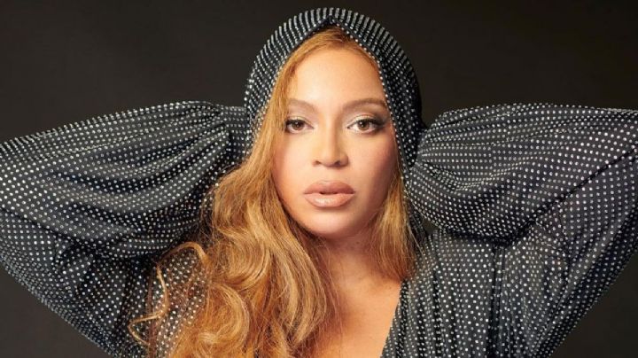 Beyoncé impone tendencia con minivestido de látex