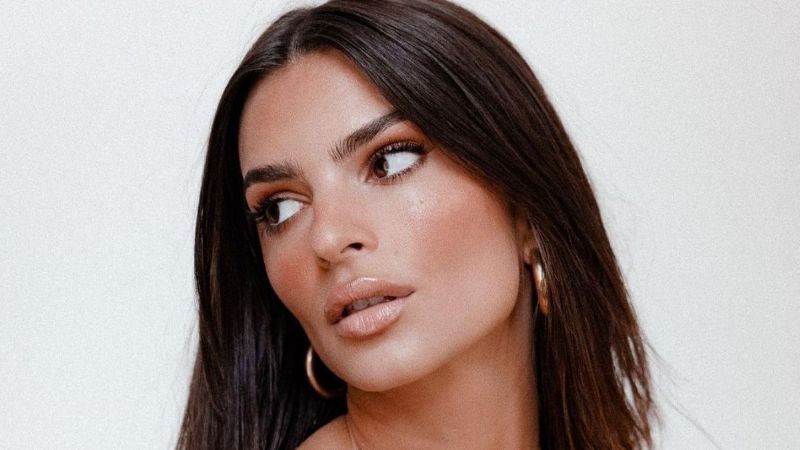 3 fotos de Emily Ratajkowski en traje de baño que confirman por qué es una de las mujeres más bellas