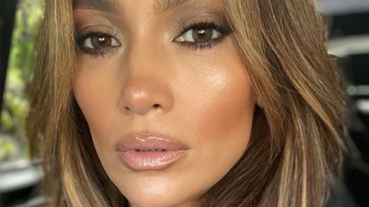 3 cosas claves que Jennifer Lopez llevaría en su bolsa si se fuera sola a una isla desierta