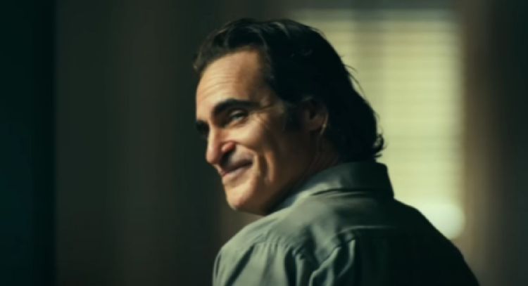 Toma asiento antes de conocer los caprichos que exigió Joaquin Phoenix para convertirse en Joker nuevamente